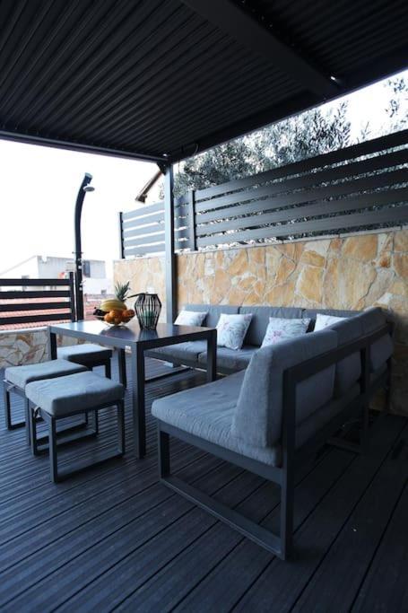Luxury Villa Lana Apt, Seaview Terrace, Large Outdoor Space, Bbq Trogir Bagian luar foto
